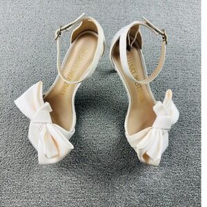 Stuart Weitzman Sandals Heels US 5.5B White Love Knot Ankle Strap Made in Spain